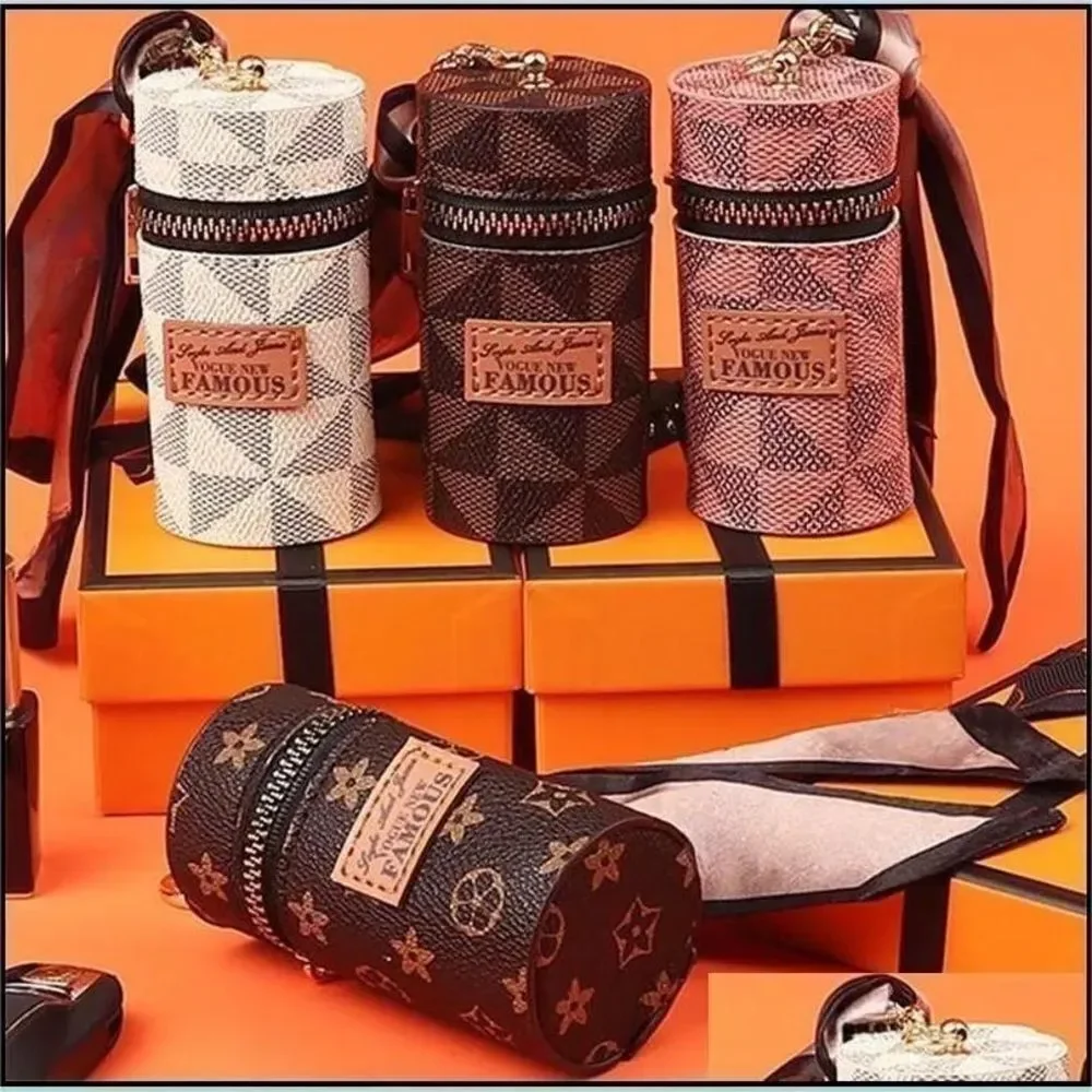 Brown Patterned Cylinder Key and Coin Holder